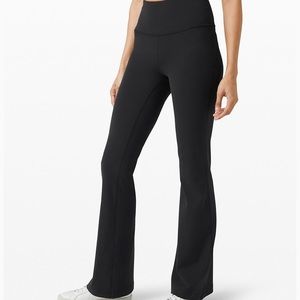 LuLulemon Groove Pants Flared